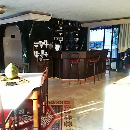 Queen Ra 住宿加早餐酒店 安塔利亚